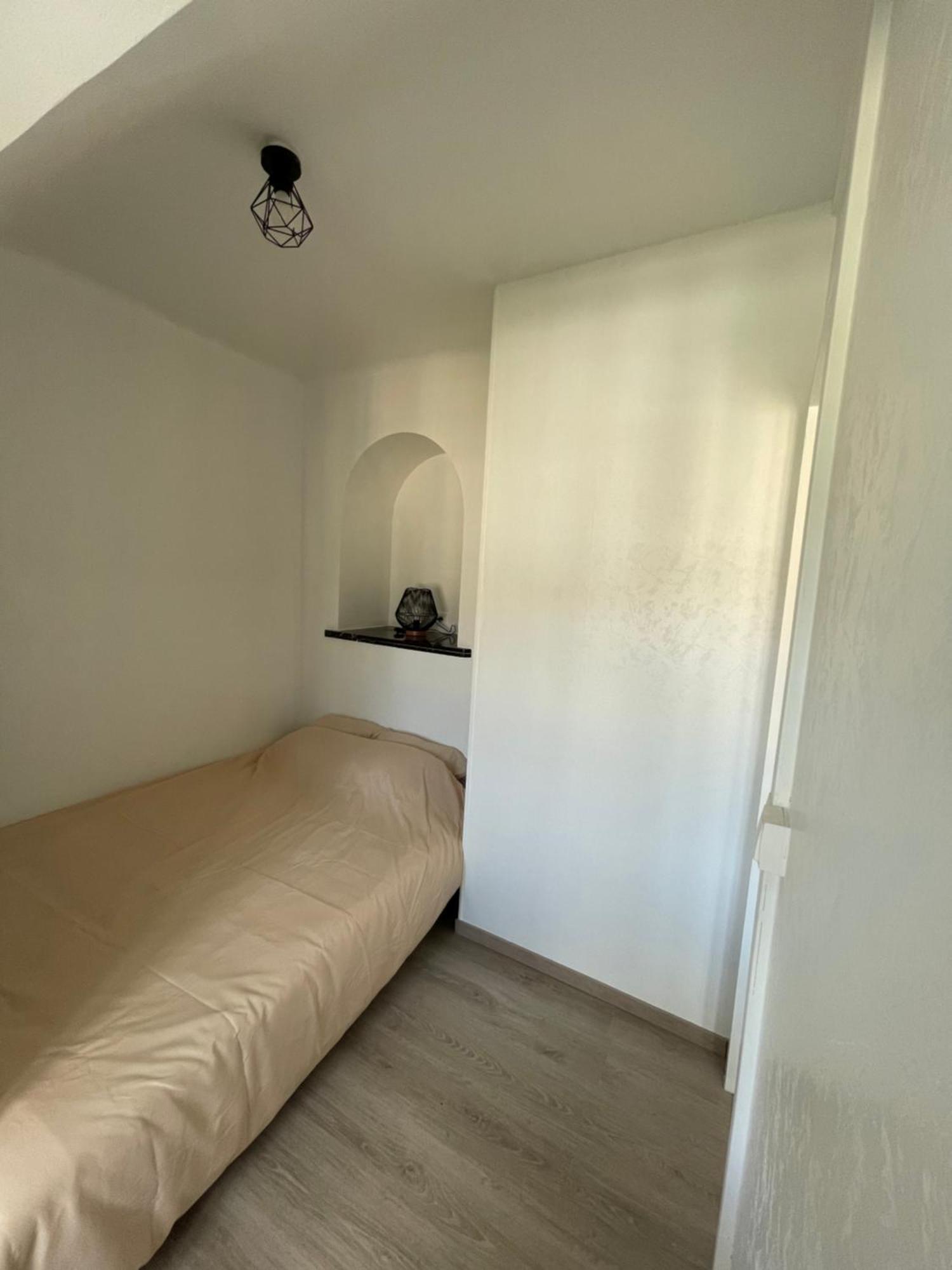 Appartement Renove Tout Equipe, Centre Ville, Proche De La Gare Et Commerce 플레르 외부 사진