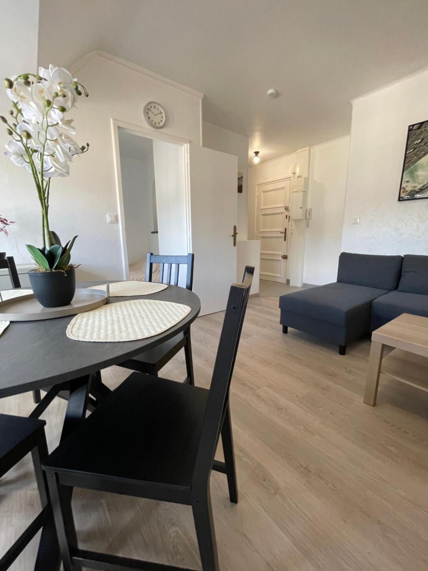 Appartement Renove Tout Equipe, Centre Ville, Proche De La Gare Et Commerce 플레르 외부 사진