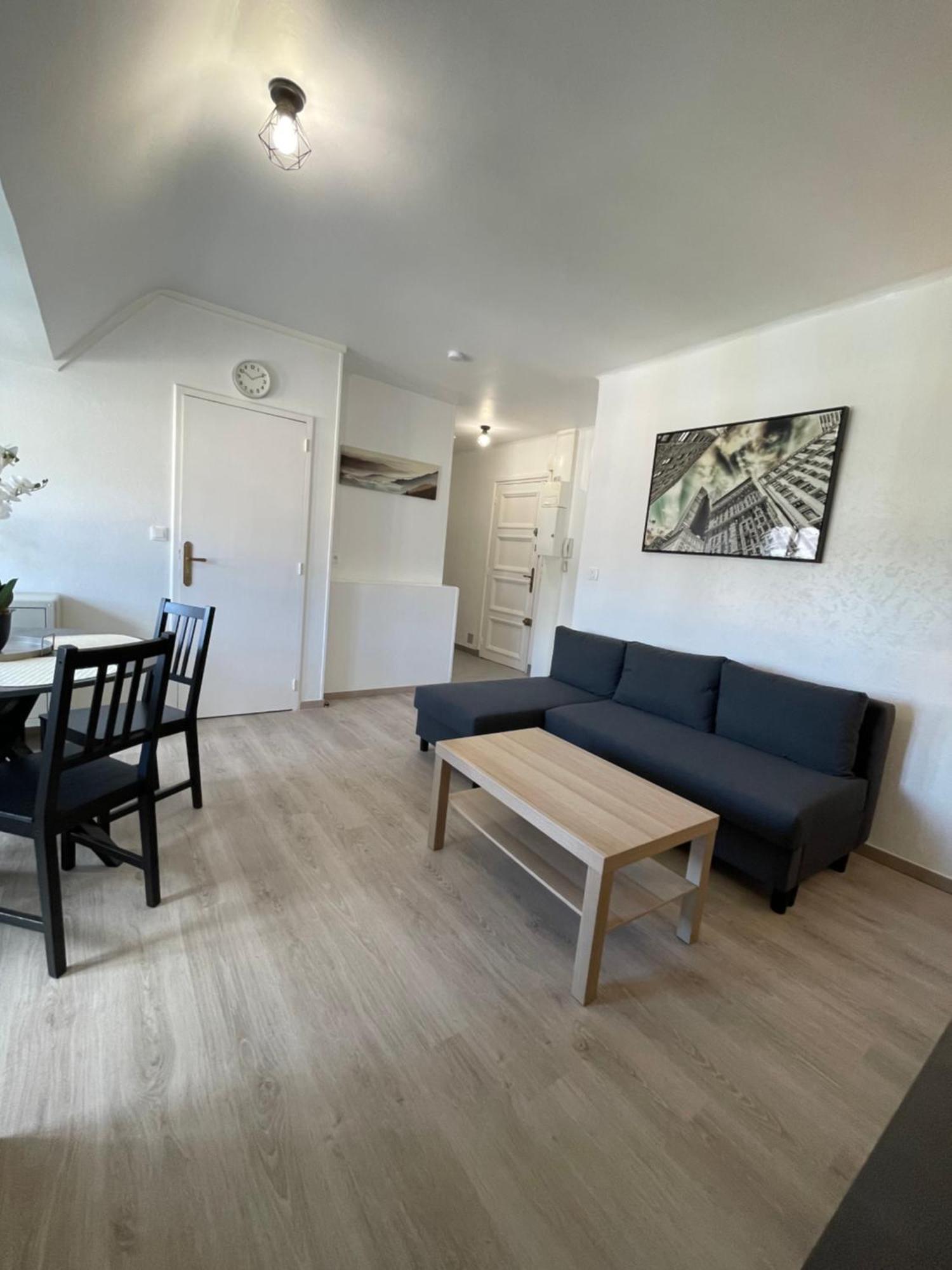 Appartement Renove Tout Equipe, Centre Ville, Proche De La Gare Et Commerce 플레르 외부 사진